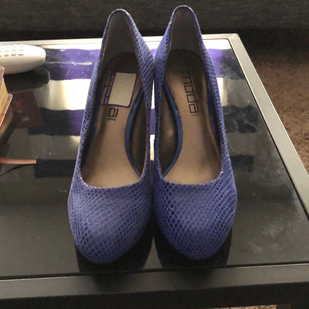 3inch closed toe Heels